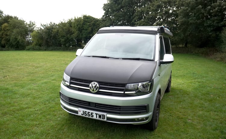 Jess The Wonder Bus – Adventure Ready Stunning VW T6 4 Birth Campervan - Dog Friendly!