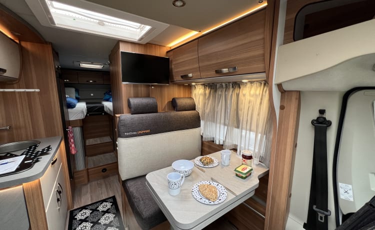 Blue Pepper – Weinsberg Pepper Fijne compacte camper (2020) voor 2 personen