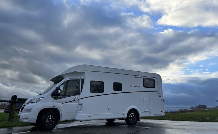 Go explore, luxe camper (2022) vol opties en complete inventaris