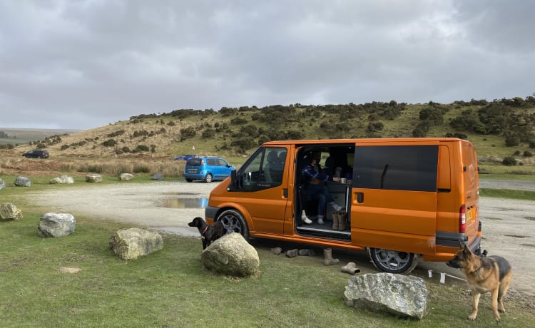 The Tangerine Dream – Ford Transit Mk7 2011