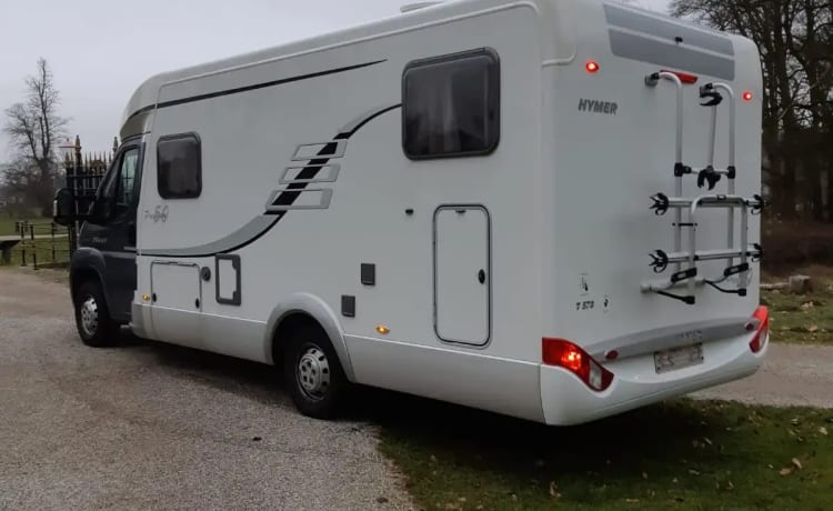 2p Hymer semi-integrated uit 2013