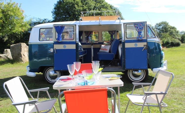 Luke – 2 berth split screen Volkswagen campervan  1966