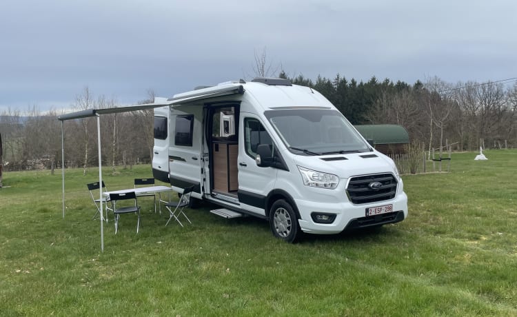 Nieuwe Ford Campervan 