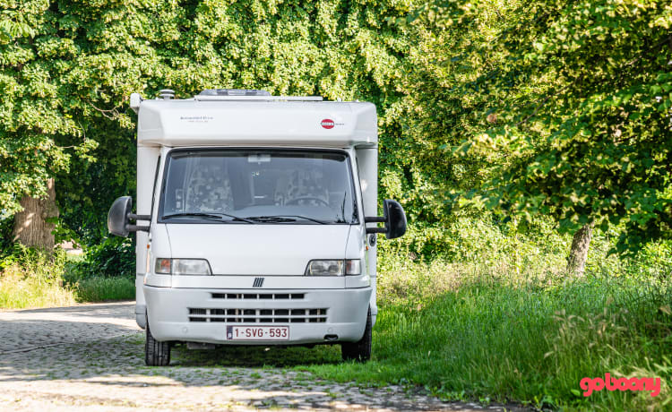 ALKO – Camping-car spacieux et pratique Type Bürstner