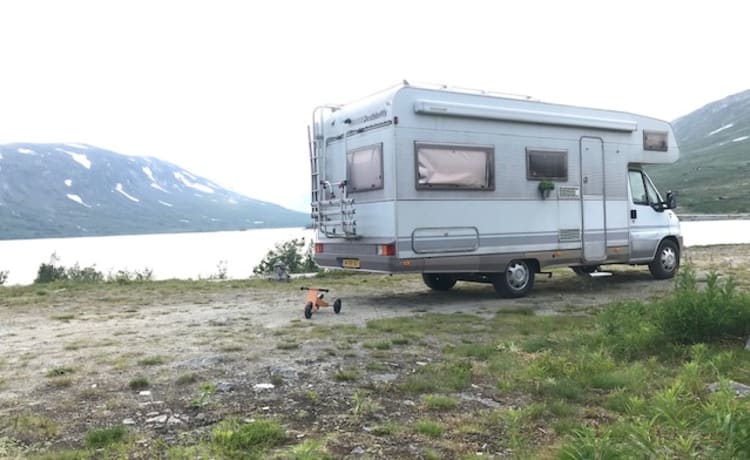 Uus op wielen – Ampio camper (familiare) (7 posti letto!)