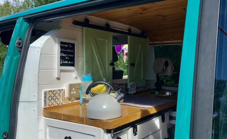 Julie – Julie the handcrafted T4 Campervan