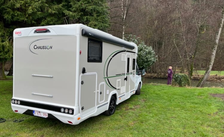 4p Chausson semi-integrated uit 2024