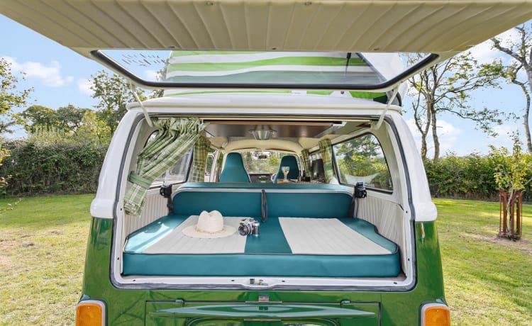 Monty – Monty - Camping-car VW 4 couchettes 1979  