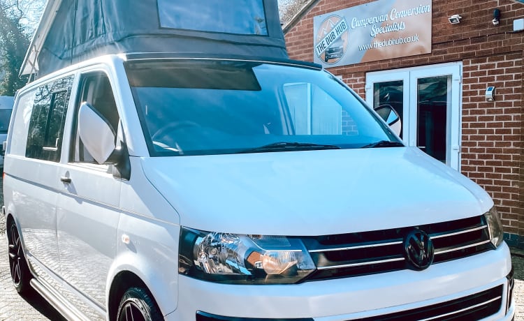 TRAVIS – VW Transporter T5.1 NEW conversion