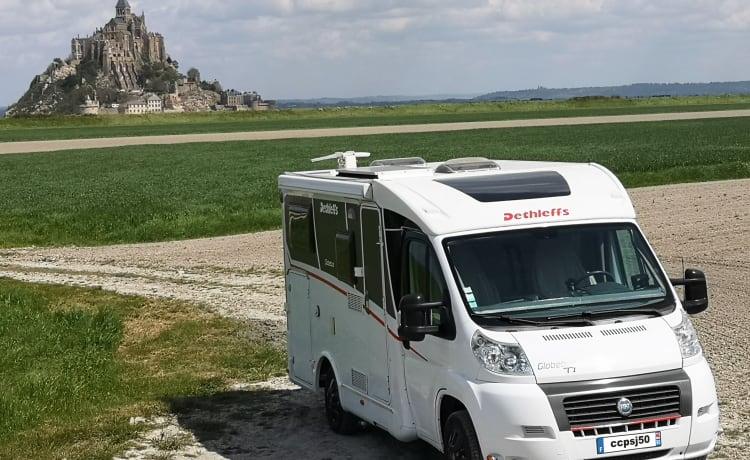 Die geringe Stellfläche erleichtert das Reisen und Parken