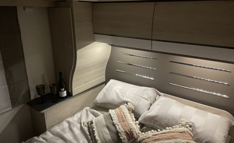 Archie the Automatic – 4 berth Chausson semi-integrated from 2019