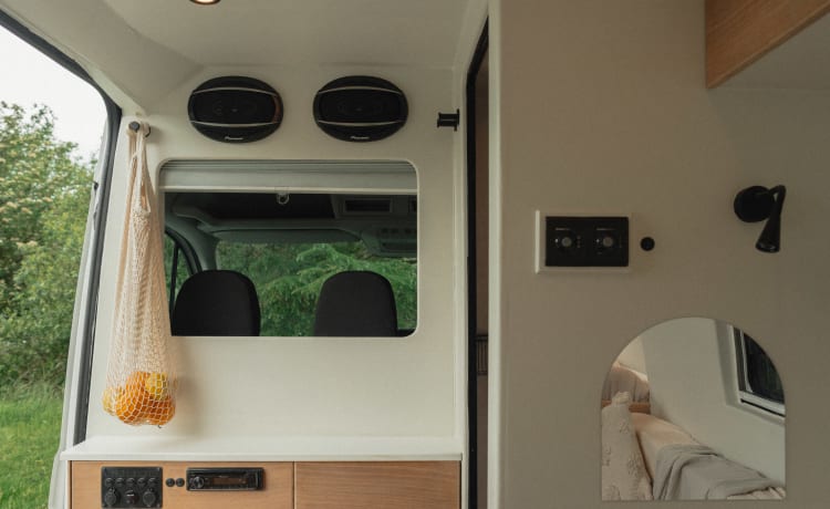 Sydney – Minimalist Campervan 