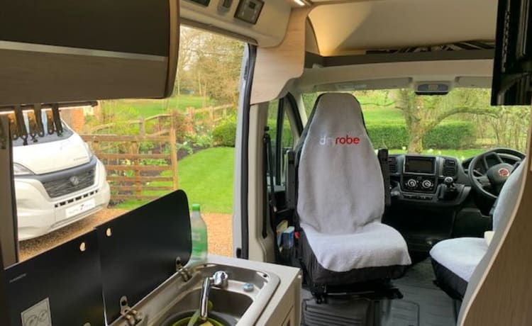 2024 Autotrail Expedition 68  campervan