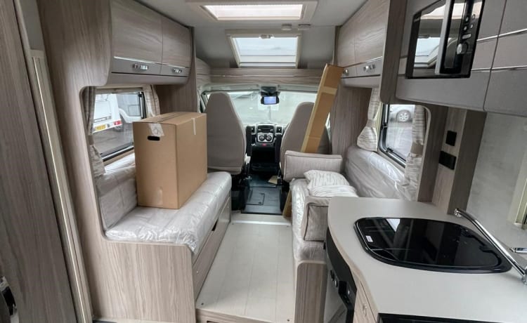 Maurice – Brand New Motor Home Perfect for the Ideal Staycation.