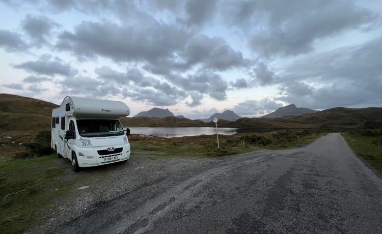 2-4 berth Peugeot - Elddis Autoquest 145