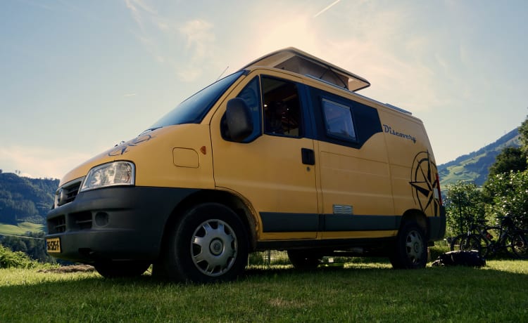 Mathieu – 2p Fiat bus uit 2005