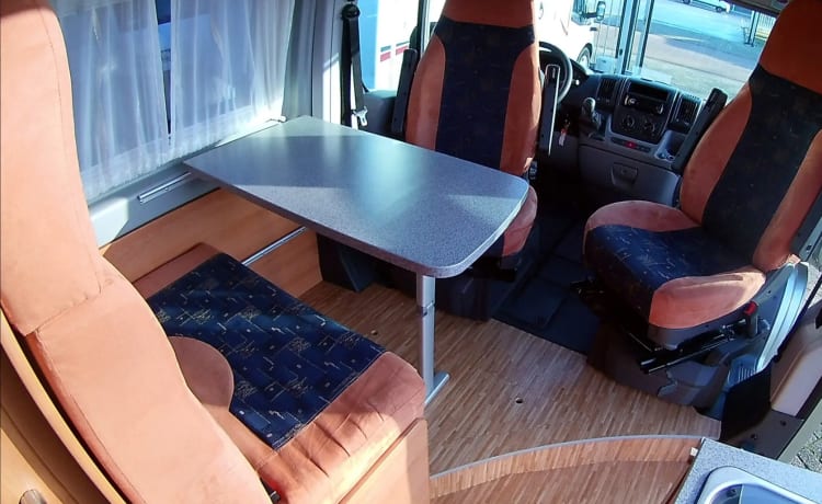 3p Pössl 2 Vinci bus di lusso camper e portabiciclette