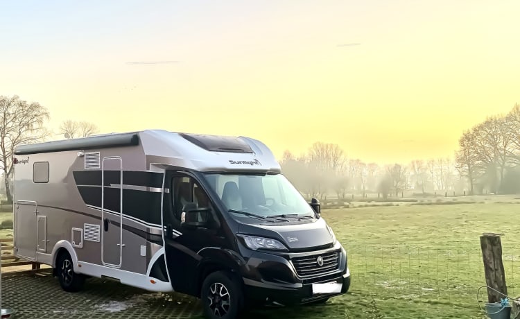 Sunlight camper adventure – Sunlight semi-intégré 4p à partir de 2021