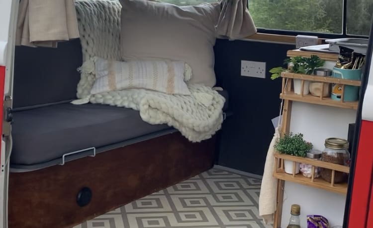 Rory – Camper VW T2