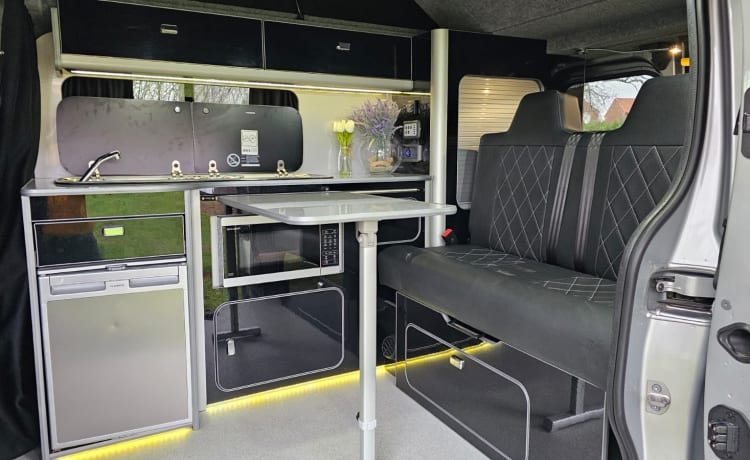 Little Viv – 4 berth Other campervan from 2018