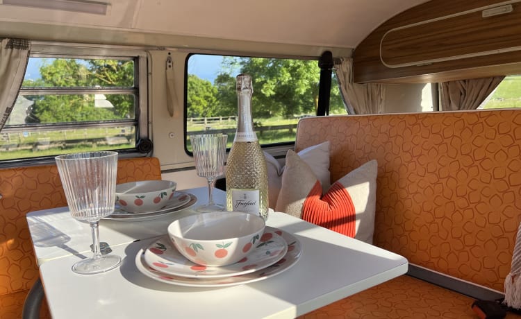 Blossom – Camper Volkswagen 4 posti letto del 1972