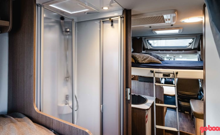 Luxury semi-integrated mobile home from 2020