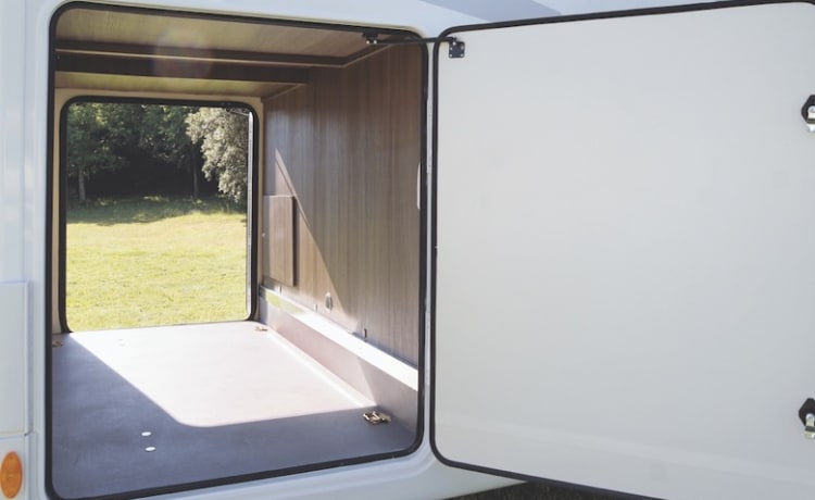 McOscar – NIEUWE en ruime camper.