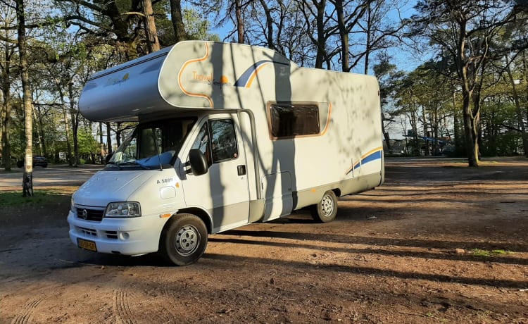 Het pareltje van Brabant – Amusez-vous avec ce camping-car pour 5 personnes !