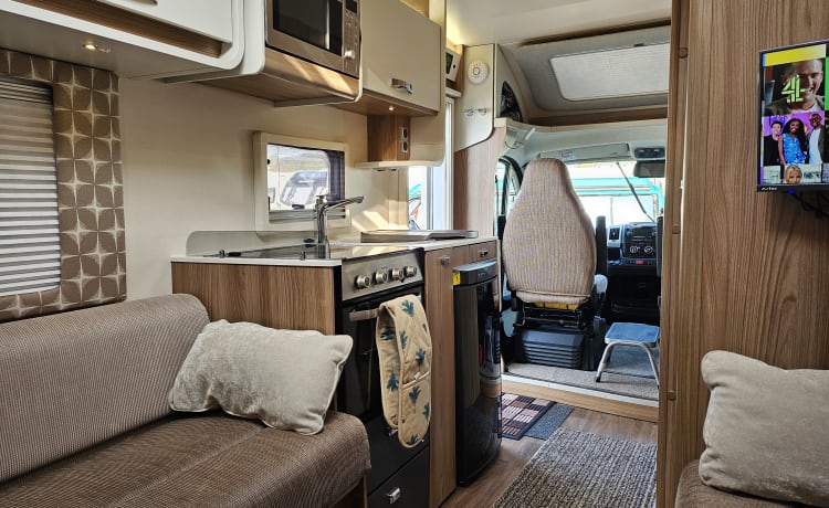 Charlie  – Swift Champagne 622 2017 2 berth luxurious motorhome 