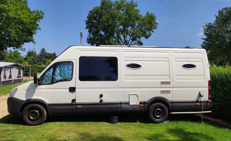 2p Iveco bus camper from 2010