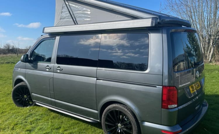 Bessie – Excellent 4 Couchettes 2021 VW T6.1 Campervan (Auto)