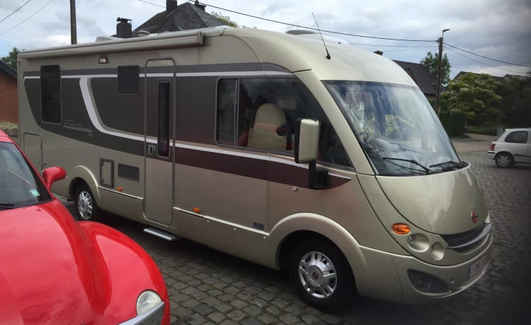 luxueuze mobilhome integraal Bûrstner