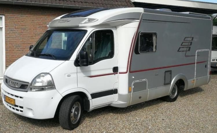 Compacte 2p Hymer semi-integraal 