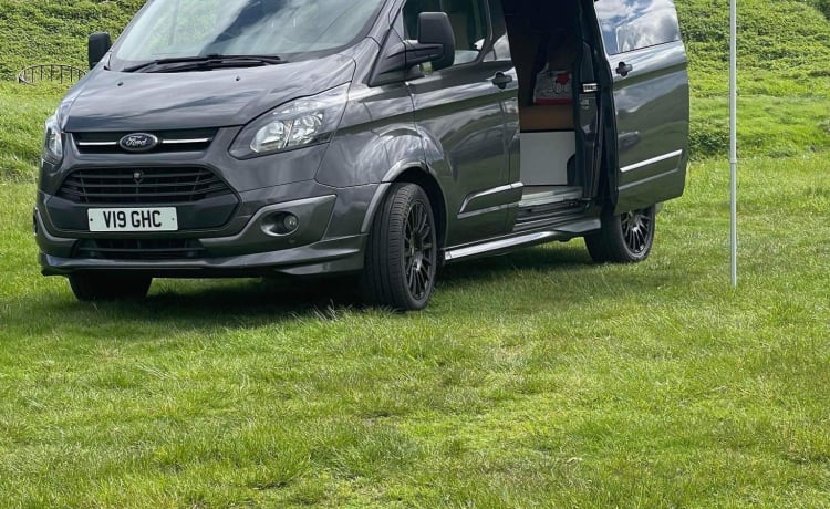 Ford Transit Custom Wohnmobil mit 4 Schlafplätzen