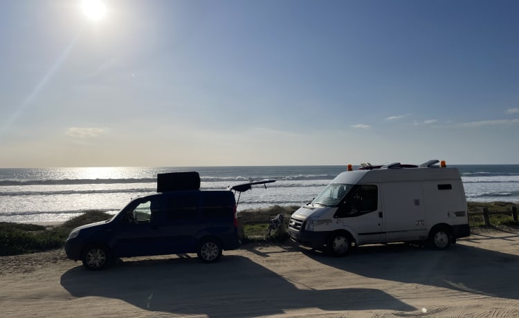 La luz – LA LUZ – Gemütlicher Ford Transit