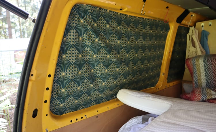 De Gele Bus – Op pad met de Gele Bus! (VW T4 uit '99)