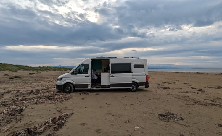 Crafty Fredrick – The comfverted 2018 VW Crafter Supervan 