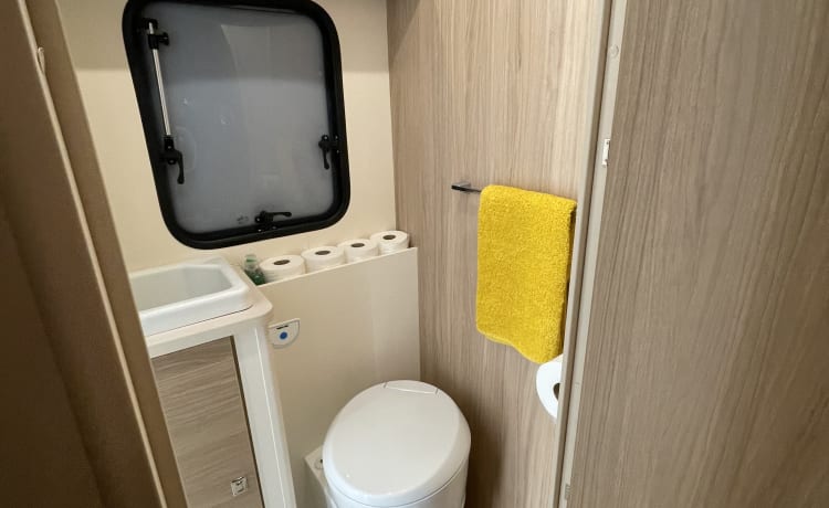 Goose the Galavantor – 6 berth Rimor alcove from 2022