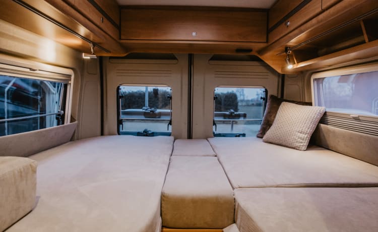 Roadcruiser – Luxury bus camper Pössl Roadcruiser (camper 20)