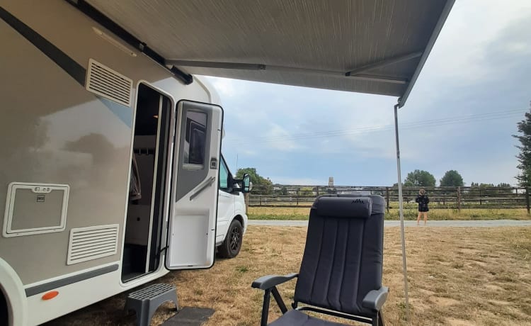 Neuer Chausson 777 GA Titan Premium