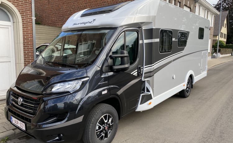 Jack Mobiel – Camper completamente attrezzato da 2 a 5 persone