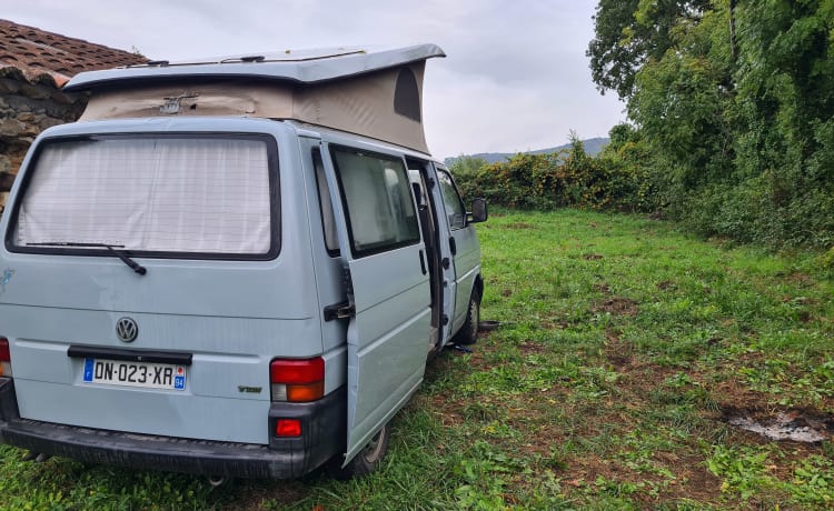 Robert 13 – Volkswagen Transporter T4 westfalia