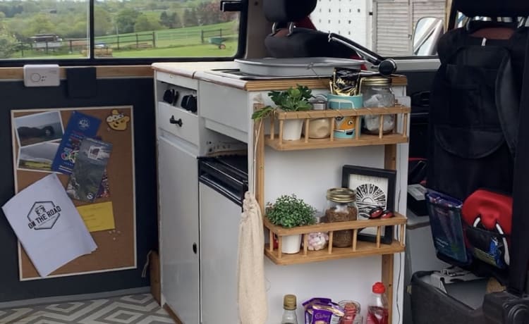 Rory – VW T2 Camper Van