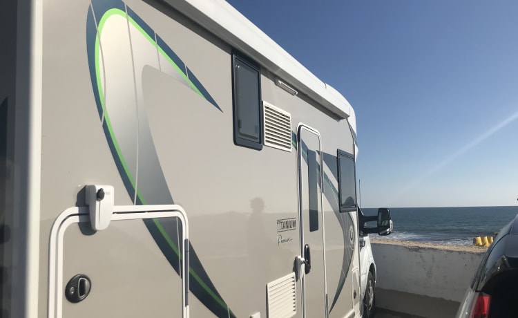 4p Chausson semi-integrated uit 2021