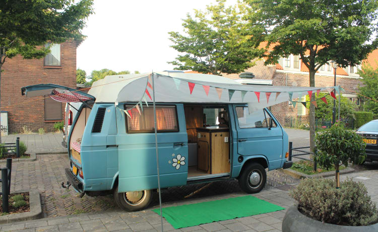 Mr. Blue – Volkswagen T3 confortable pour 2 à 4 personnes de 1986 !