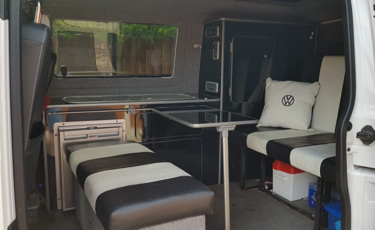 Elvis – VW T5 befindet sich in West Country