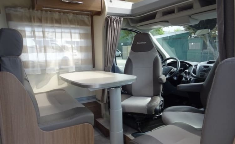 Chausson semi-intégré de 2015