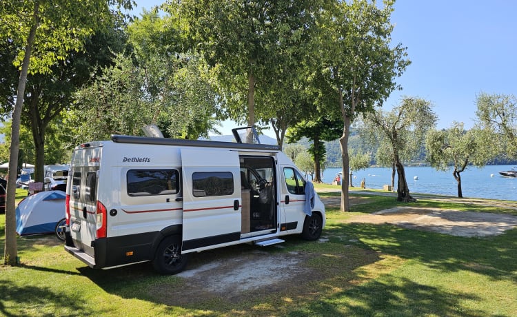 Maliki II – 5***** Dethleffs CamperVan - 2023 - full option - 6.4 meters - 140 hp