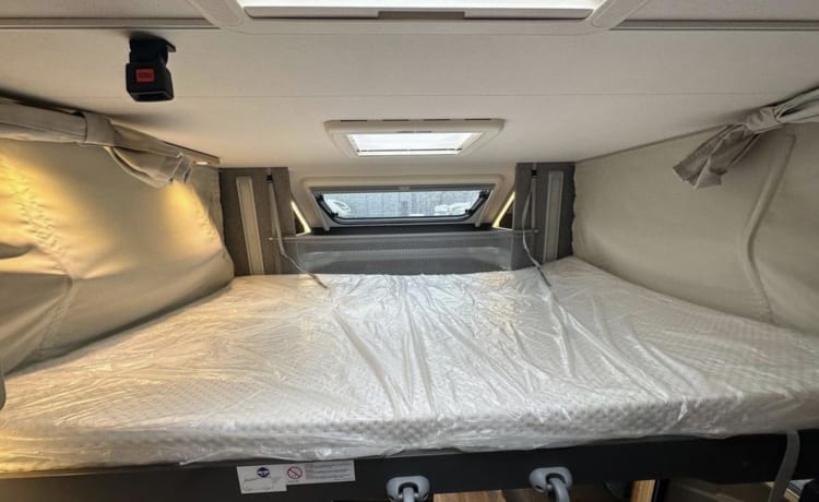 Dignity  – Insurance Included New 4 Berth with Fixed Bed 