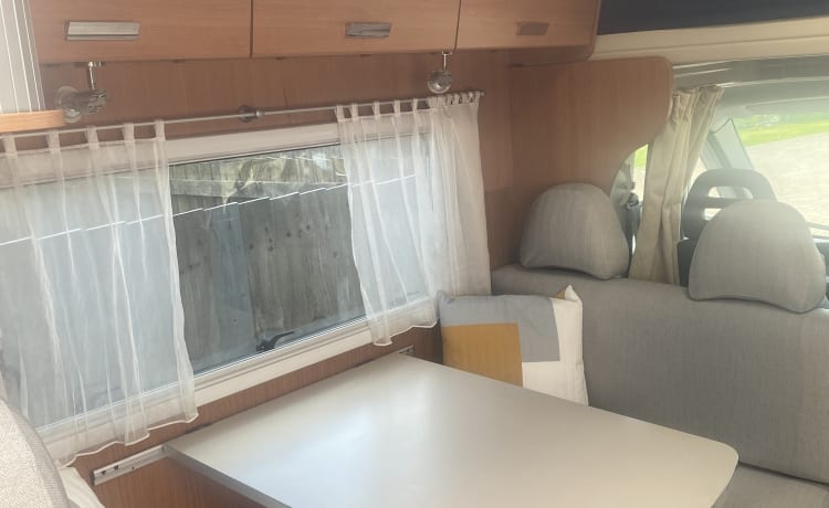 Bertha – 6 berth Pilote Mooveo 2011